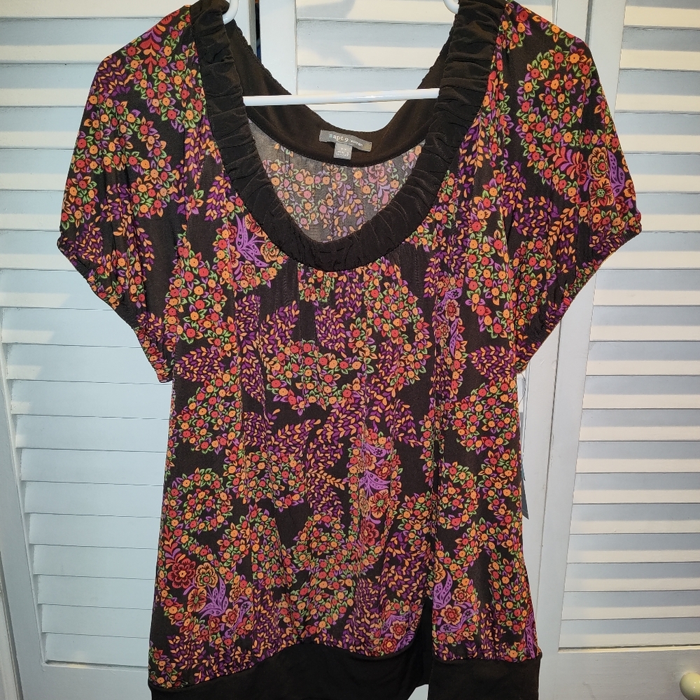 NEW Apt. 9 women's top